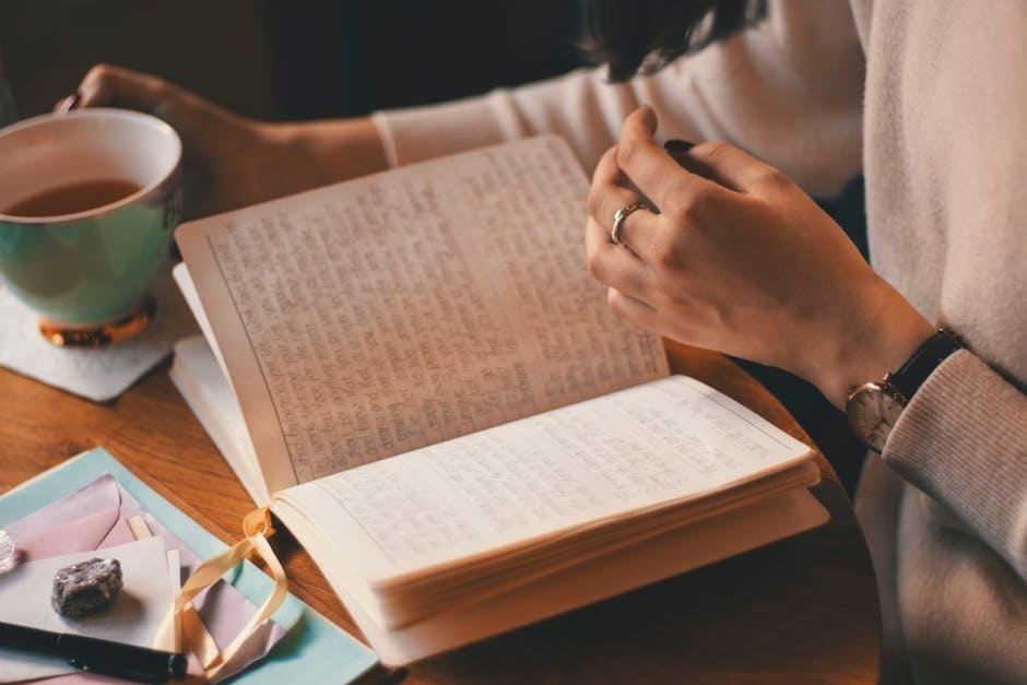 Exploring the Therapeutic ⁣Benefits of journaling for ​Mental Clarity